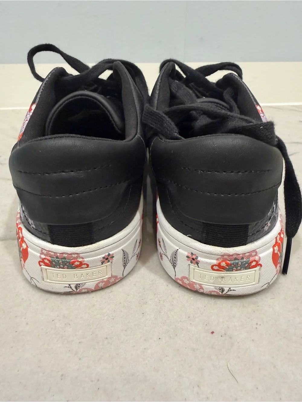 Ted Baker London Black Leather Floral-Accent Women's Sneakers Aariah size 6